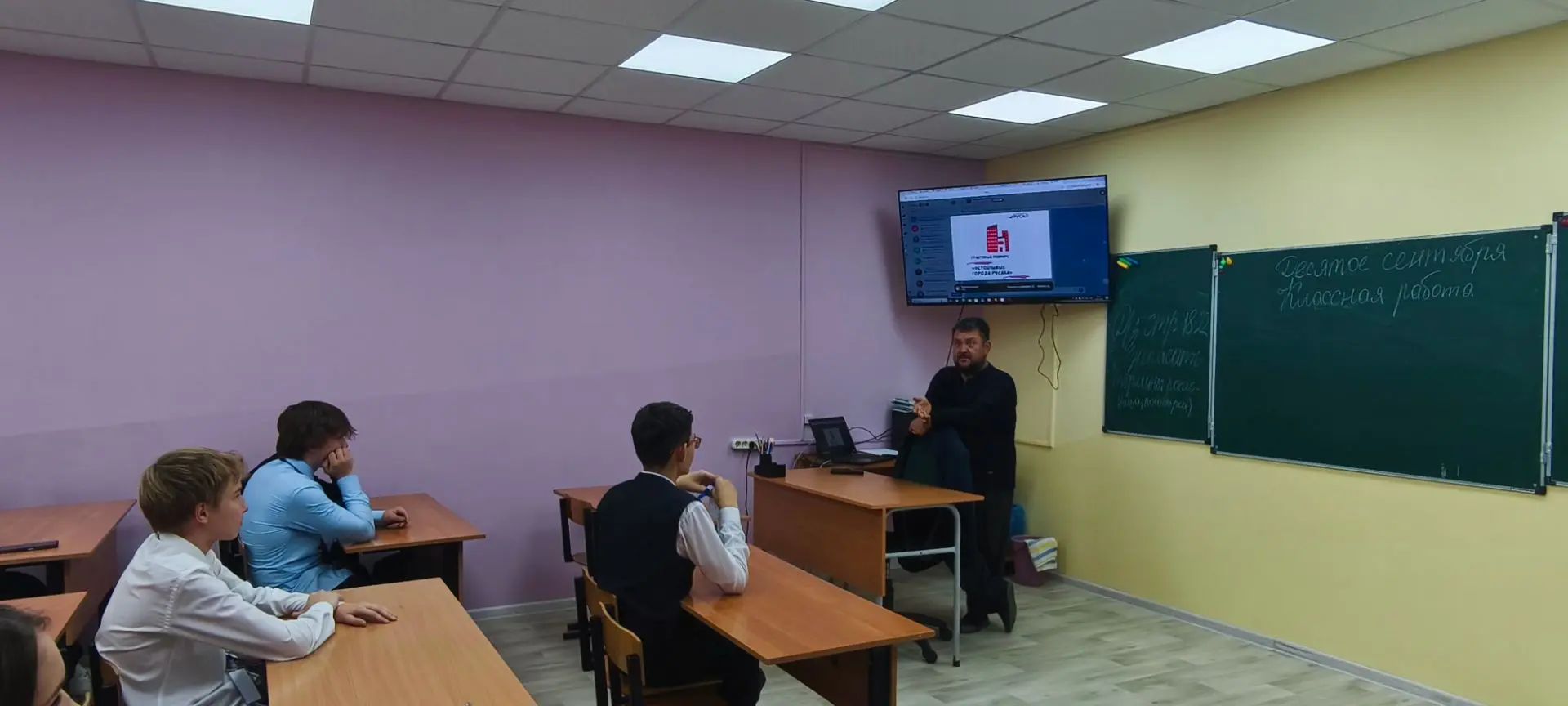 В Братске почти 400 школьников примерили на себя «Путь инженера»